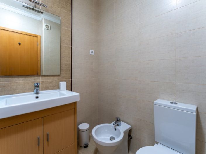 Image No.18-3 Bed Apartment for sale