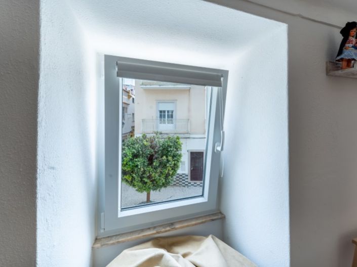 Image No.18-2 Bed Apartment for sale