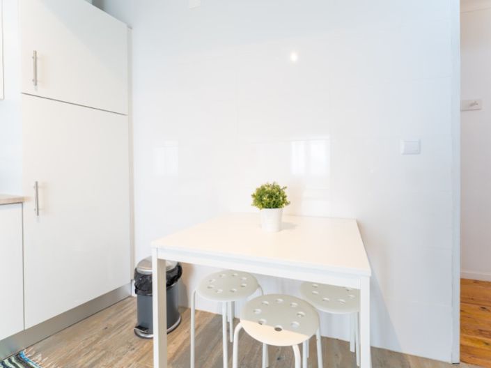 Image No.19-2 Bed Apartment for sale