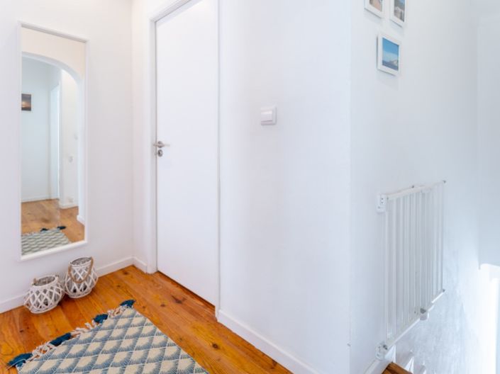 Image No.23-2 Bed Apartment for sale