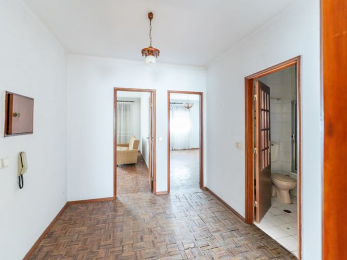 Image No.15-2 Bed Apartment for sale