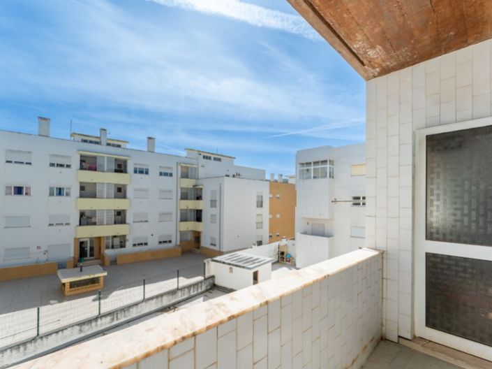 Image No.27-2 Bed Apartment for sale