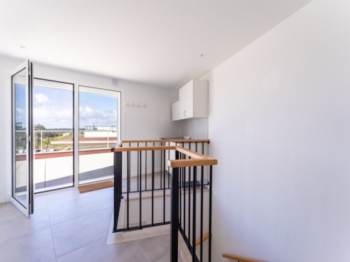 Image No.21-3 Bed Apartment for sale