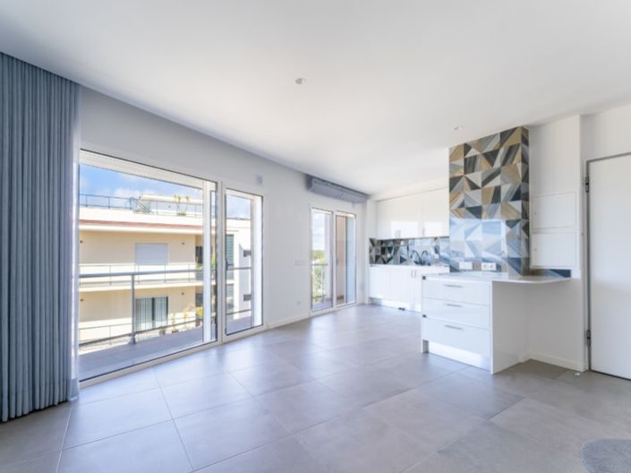 Image No.4-3 Bed Apartment for sale
