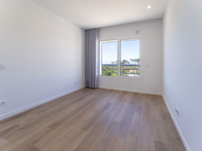 Image No.7-3 Bed Apartment for sale