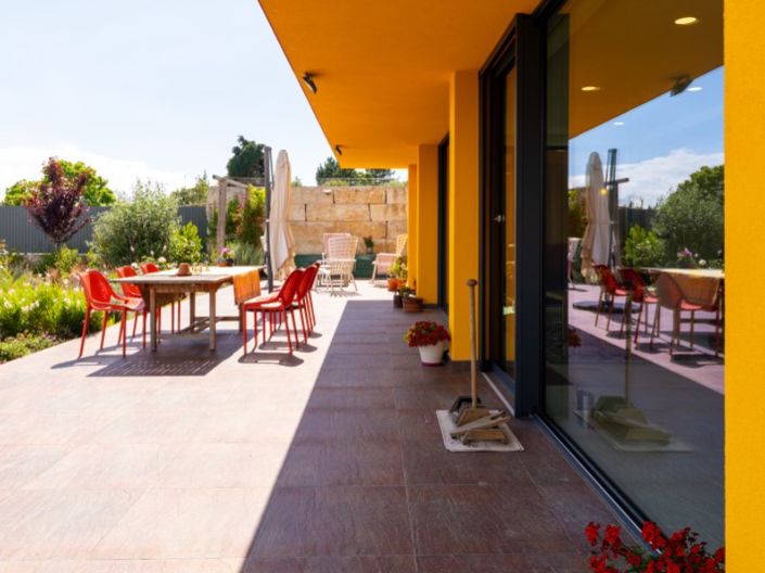 Image No.32-2 Bed House for sale