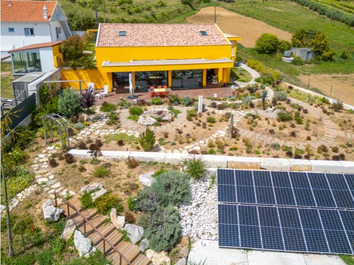 Image No.40-2 Bed House for sale