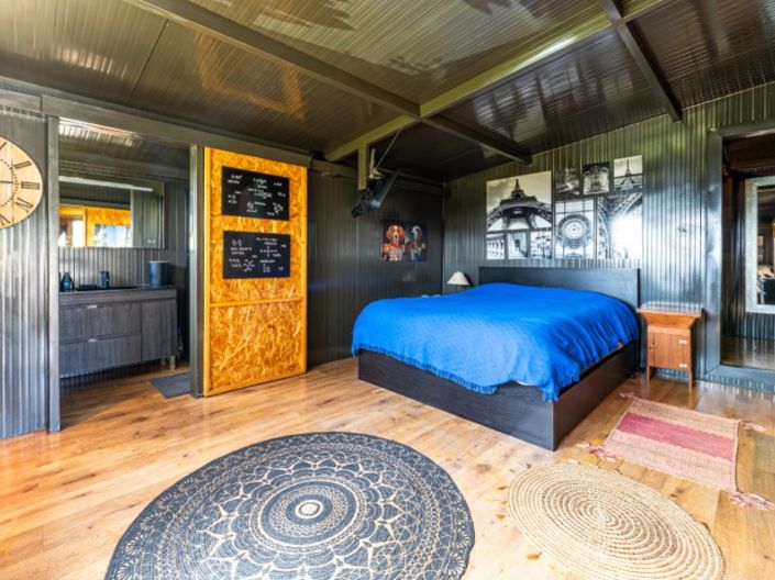 Image No.20-4 Bed House for sale