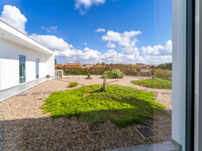 Image No.29-3 Bed House for sale