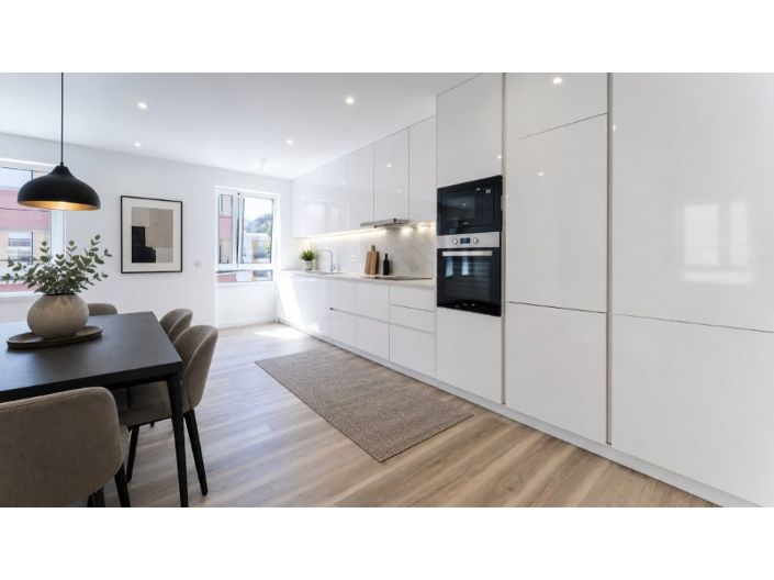 Image No.10-3 Bed Apartment for sale