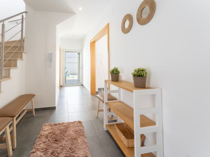 Image No.12-3 Bed House for sale