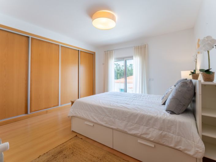 Image No.21-3 Bed House for sale