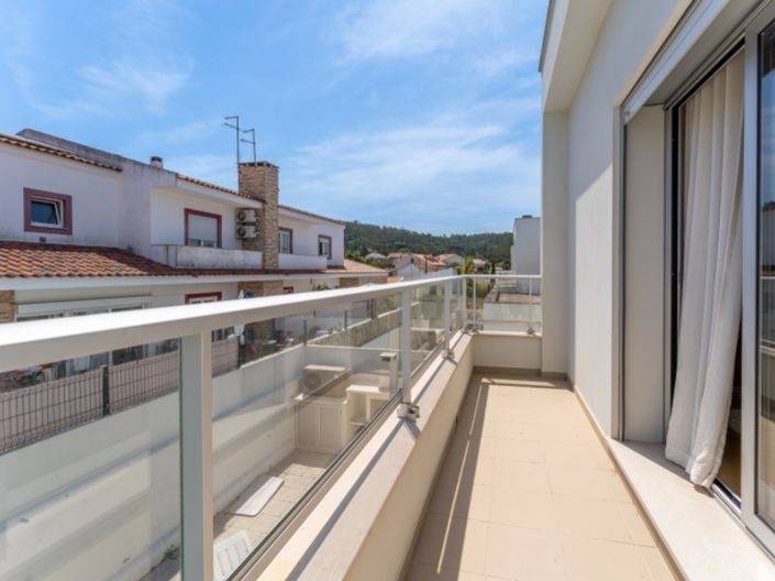 Image No.31-3 Bed House for sale