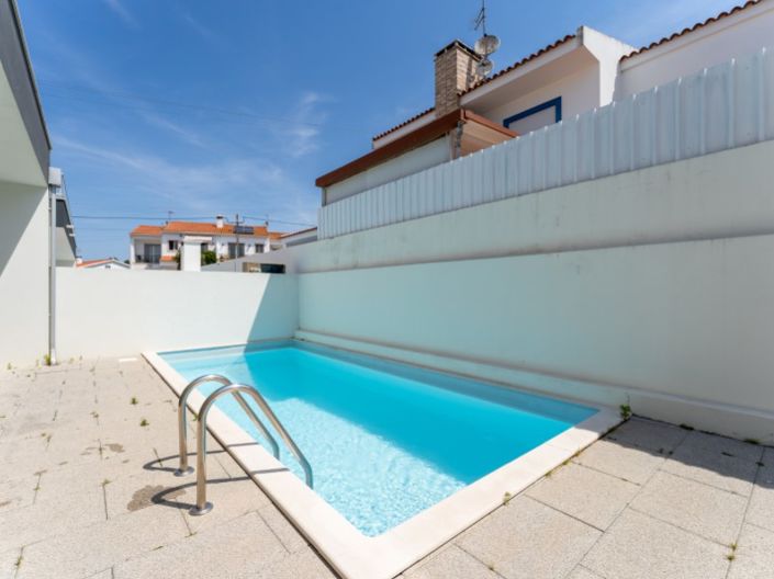 Image No.36-3 Bed House for sale
