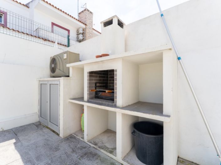 Image No.39-3 Bed House for sale