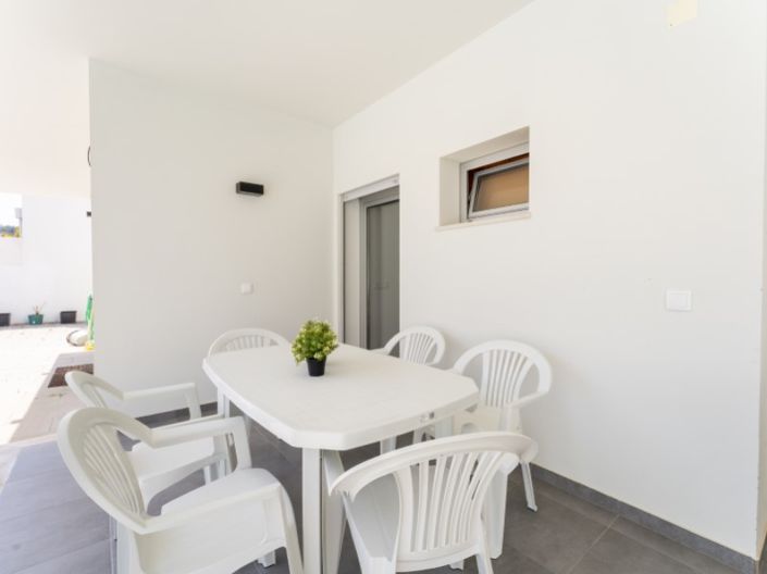 Image No.40-3 Bed House for sale