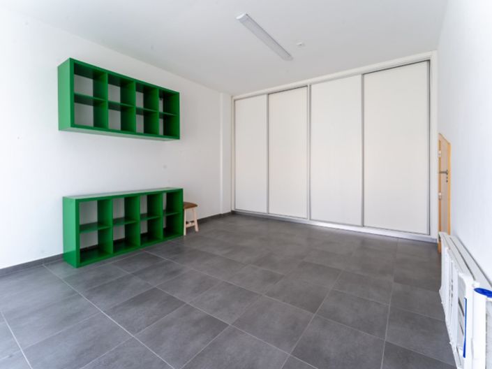 Image No.41-3 Bed House for sale