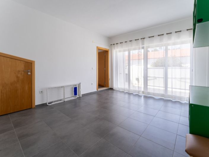 Image No.42-3 Bed House for sale