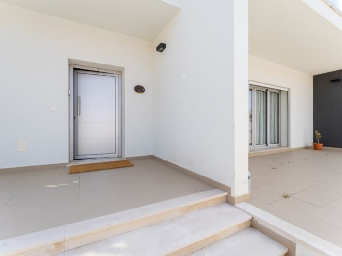 Image No.47-3 Bed House for sale