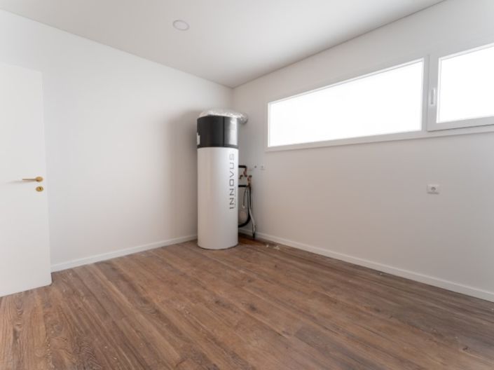 Image No.39-3 Bed House for sale