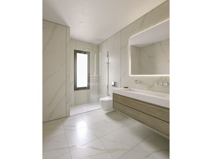 Image No.18-3 Bed House for sale