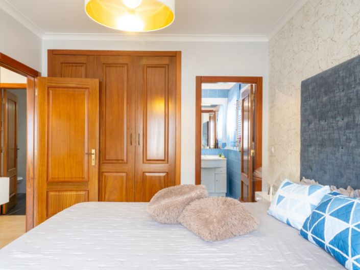 Image No.31-3 Bed Apartment for sale