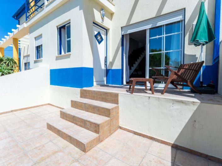 Image No.11-2 Bed House for sale