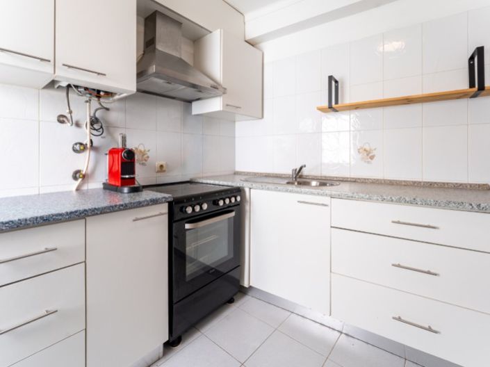 Image No.7-2 Bed House for sale