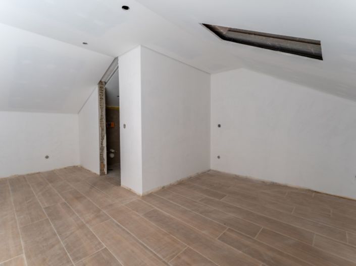 Image No.14-2 Bed Apartment for sale