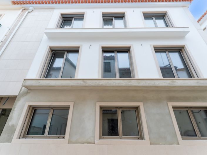 Image No.21-2 Bed Apartment for sale