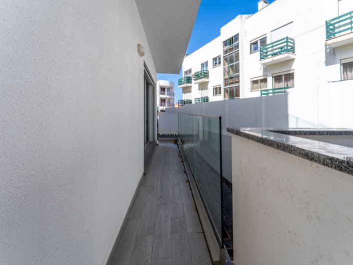 Image No.22-2 Bed Apartment for sale