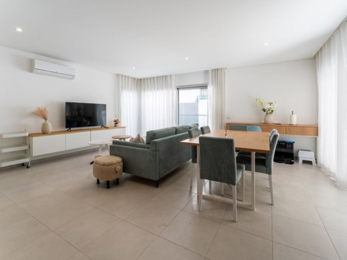 Image No.3-2 Bed Apartment for sale