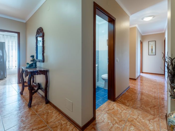 Image No.11-3 Bed Apartment for sale