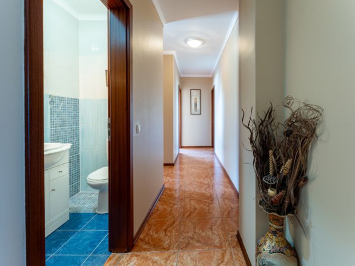 Image No.12-3 Bed Apartment for sale