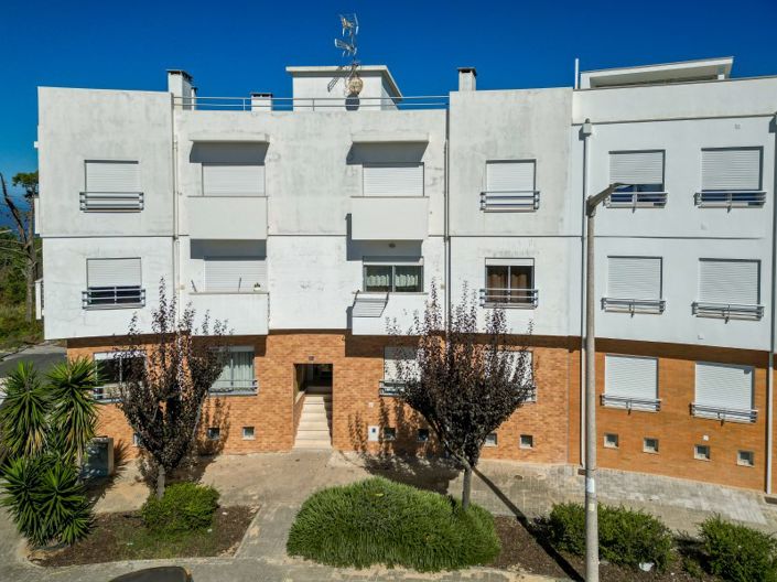Image No.28-3 Bed Apartment for sale