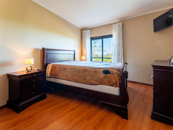 Image No.20-3 Bed Apartment for sale