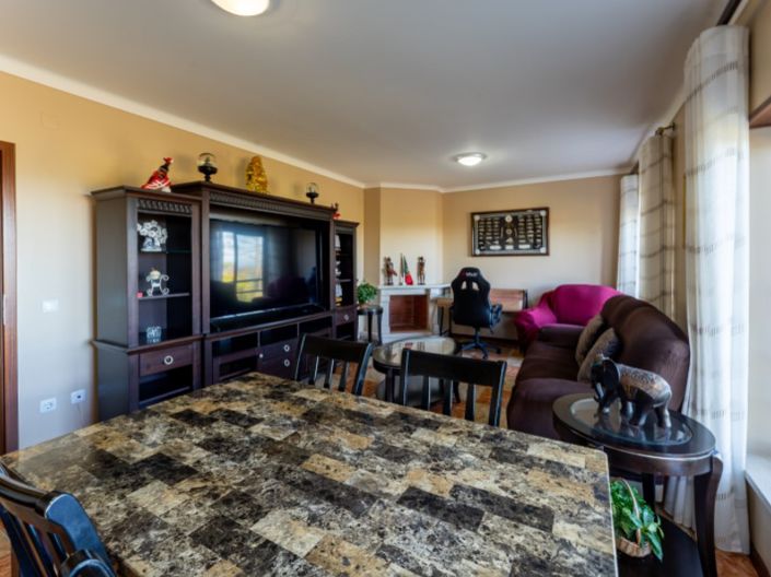 Image No.4-3 Bed Apartment for sale