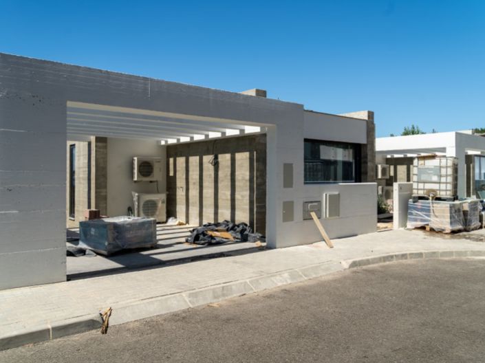 Image No.16-3 Bed House for sale
