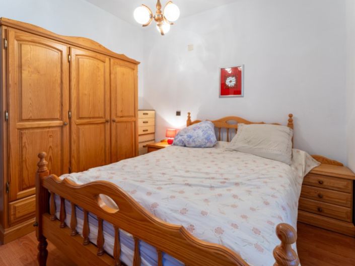 Image No.13-2 Bed Apartment for sale