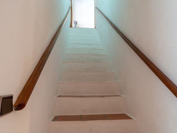 Image No.20-2 Bed Apartment for sale