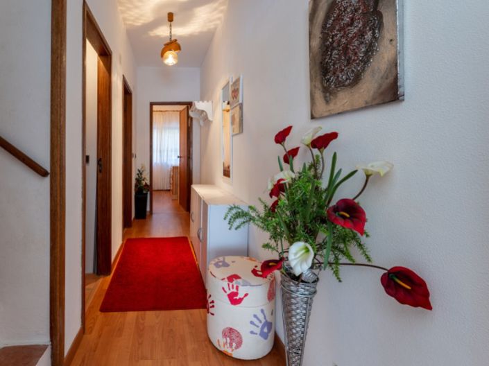 Image No.21-2 Bed Apartment for sale