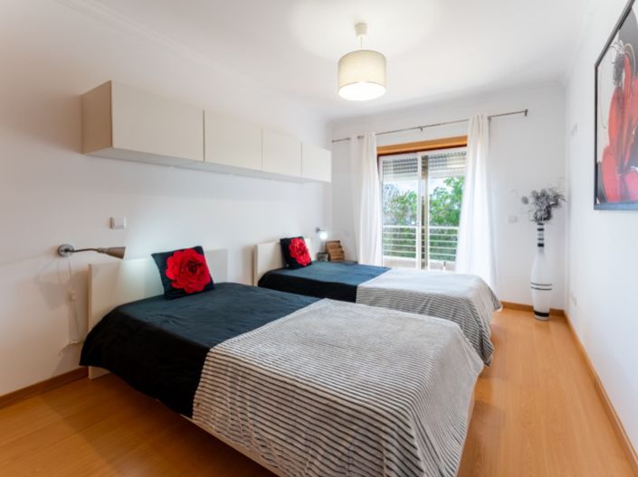 Image No.17-2 Bed Apartment for sale