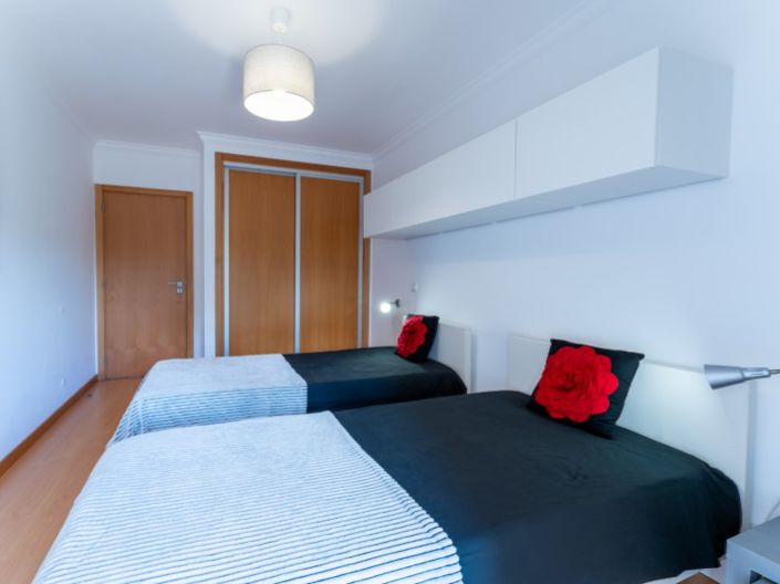 Image No.18-2 Bed Apartment for sale