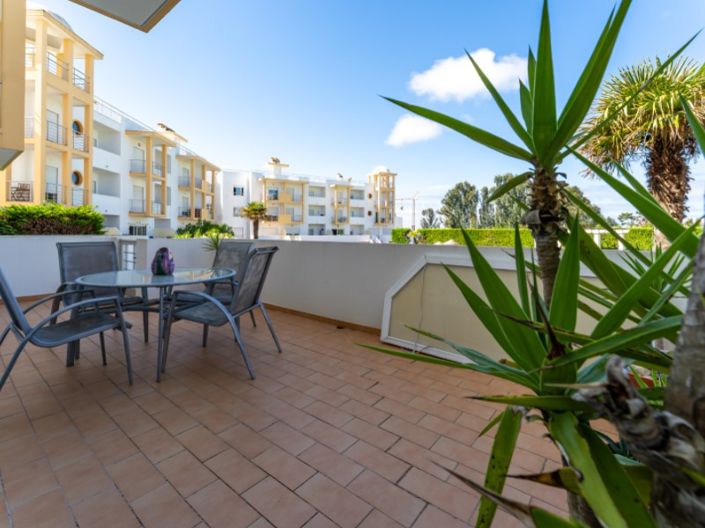 Image No.24-2 Bed Apartment for sale