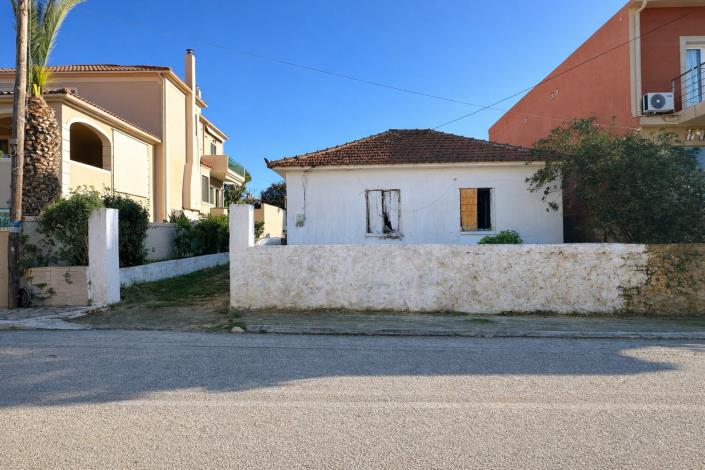 Image No.2-2 Bed House for sale