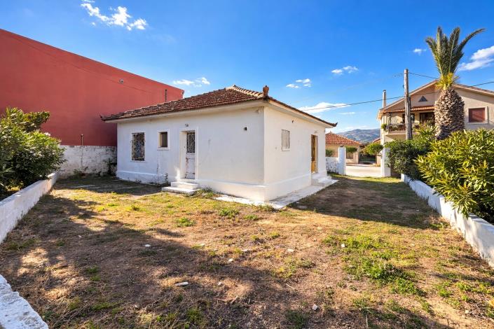 Image No.5-2 Bed House for sale