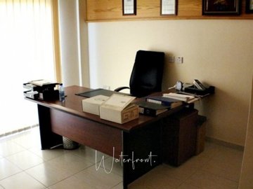 50589-business-building-offices-in-anavargos-