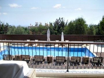 60416-4-bedroom-villa-1-bedroom-apartment-in-