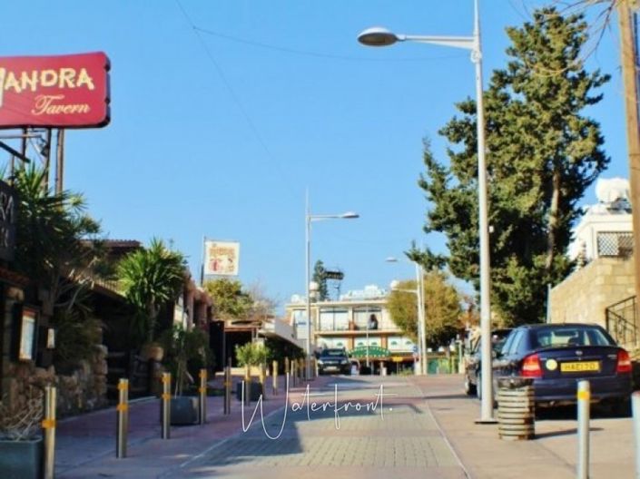 Image No.4-2 Bed Commercial for sale