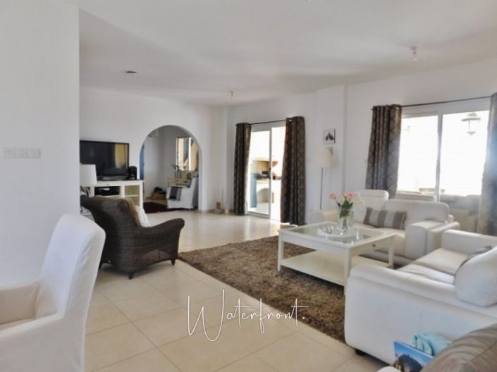 Image No.7-Penthouse de 3 chambres à vendre à Yeroskipou